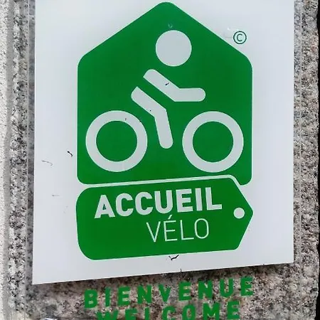 Ecluse Le Port, Etape Velofrancette Bed & Breakfast Ernée